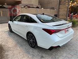 تويوتا أفالون